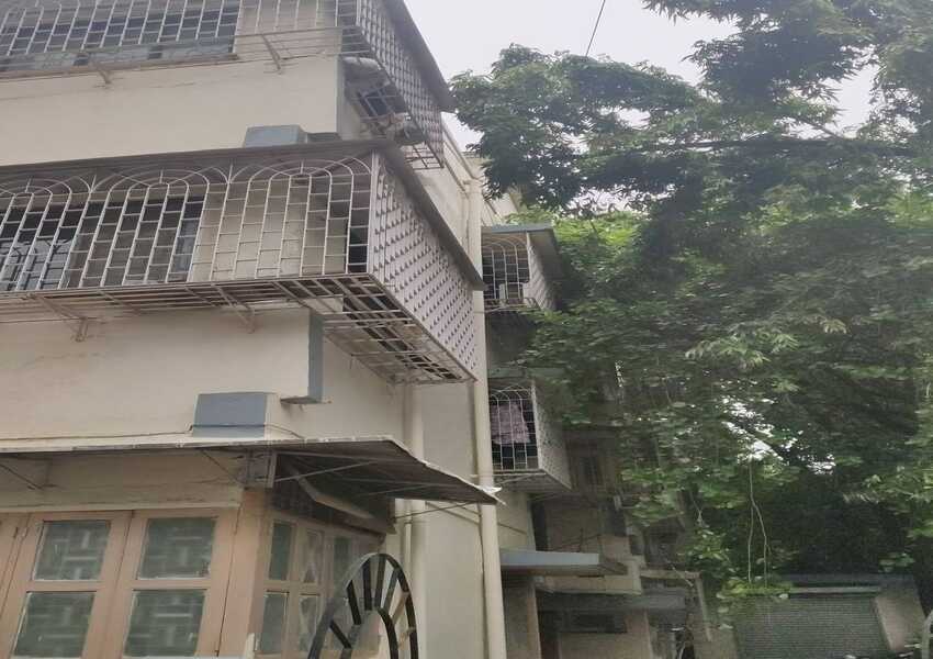 1 BHK Residential Apartment of 500 sq.ft. Area for Sale at Aakash deep, Santacruz West.
