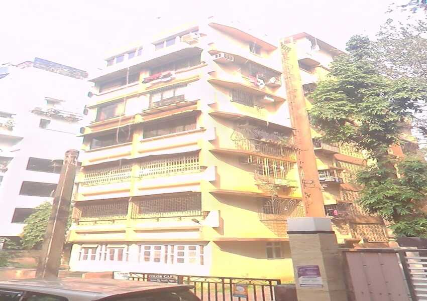 3 BHK Residential Apartment of 1250 sq.ft. Carpet Area for Sale at The Ruby Apartments, Bandra West.