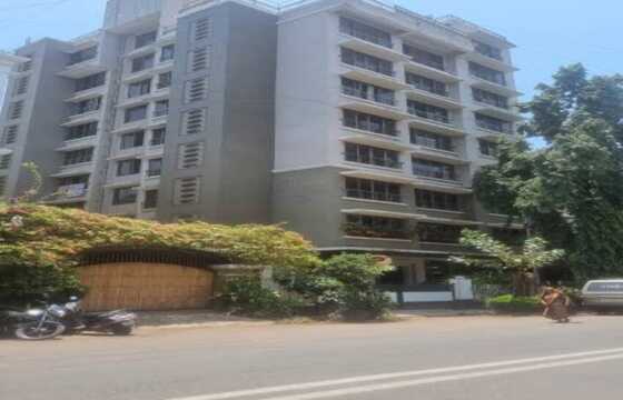 3 BHK Residential Apartment of 1100 sq.ft. Carpet Area for Sale at Dev Chhaya, Khar West.