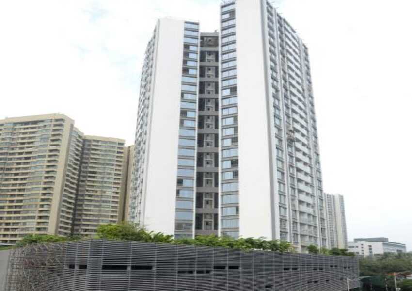 5 BHK Penthouse for Rent at Oberoi Maxima, Andheri East.