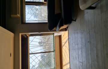 2 bhk Sea View Partial, for Rent with Direct Access to the Beach in Juhu
