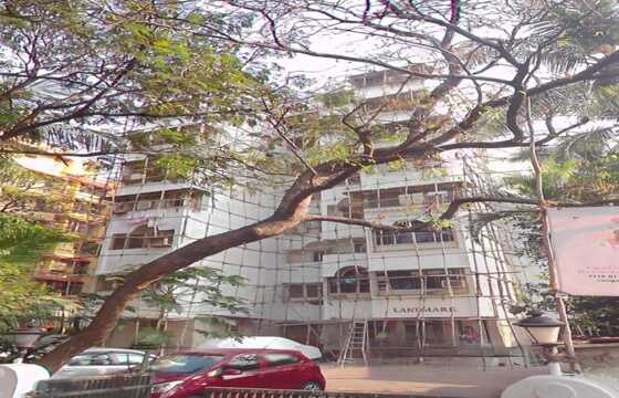 Semi Furnished Commercial Office Space of 1600 sq.ft. Carpet Area for Sale at Landmark, Andheri West.