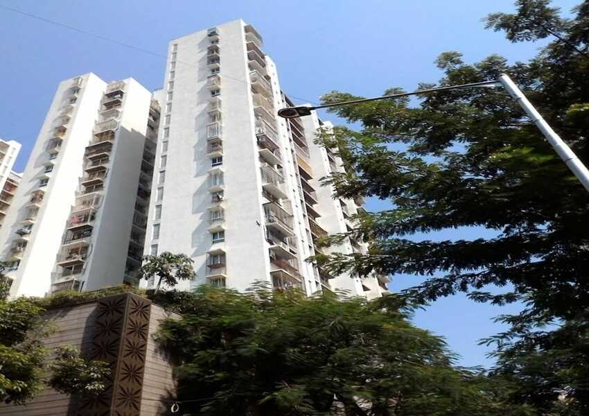 3 BHK Residential Apartment of 810 sq.ft. Area for Sale at DLH Orchid, Andheri West.