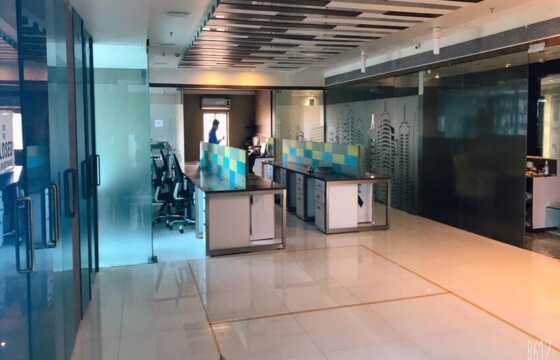 Hubtown Viva Office for Rent 1979 sq ft carpet, on the Western Express Highway