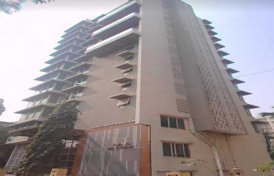 Fully Furnished 3 BHK Sea View Residential Apartment of 1050 sq.ft. Area for Rent at Kukreja Sea Garden, Santacruz West.